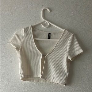 Size small top